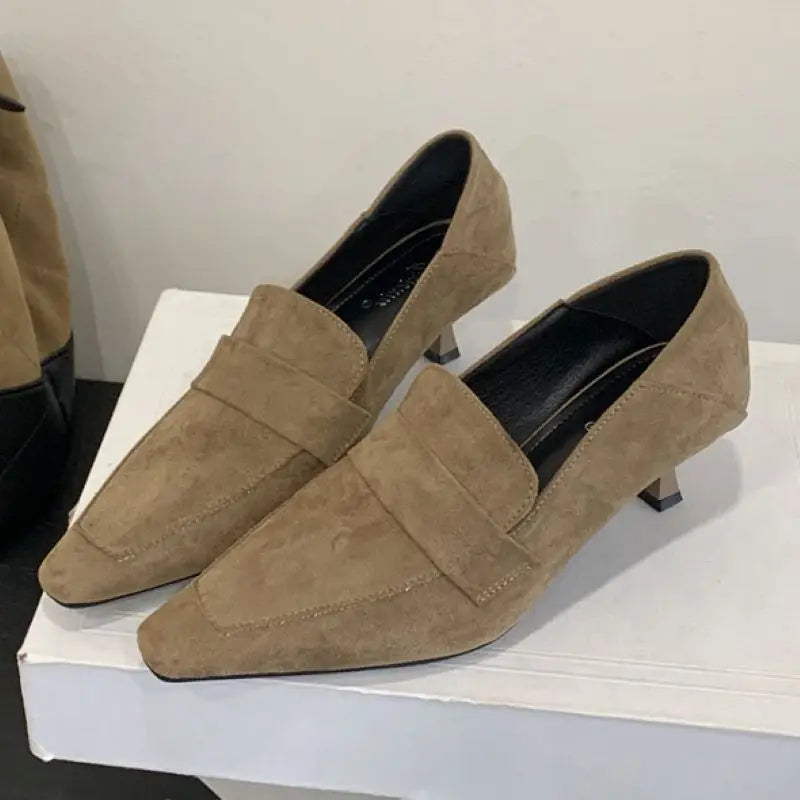 נעלי עקב- אוליביה