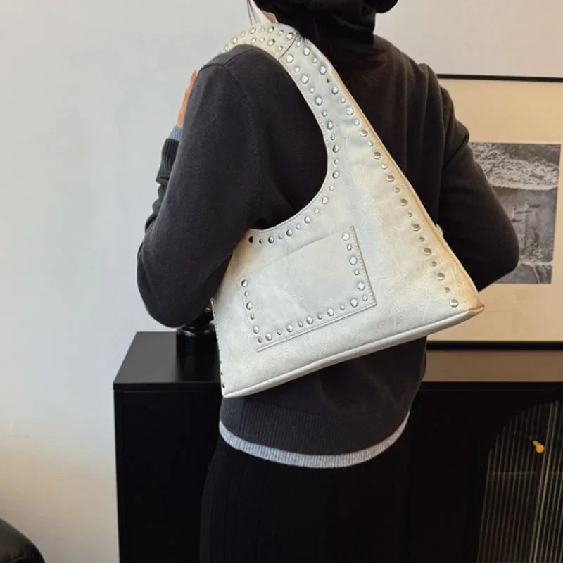 תיק דגם טאי