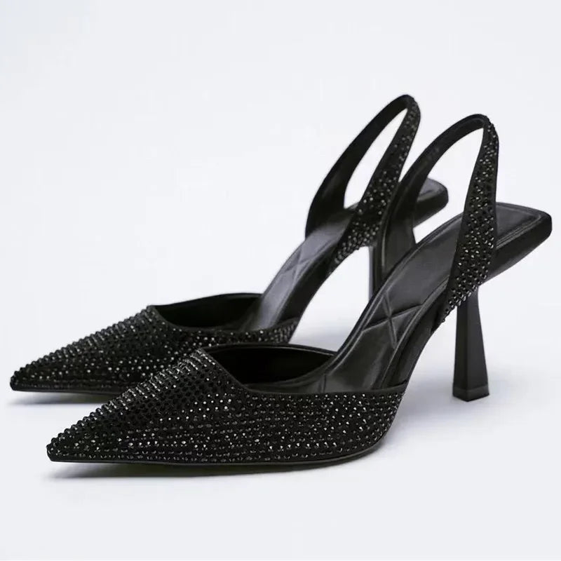 נעלי עקב- לקס